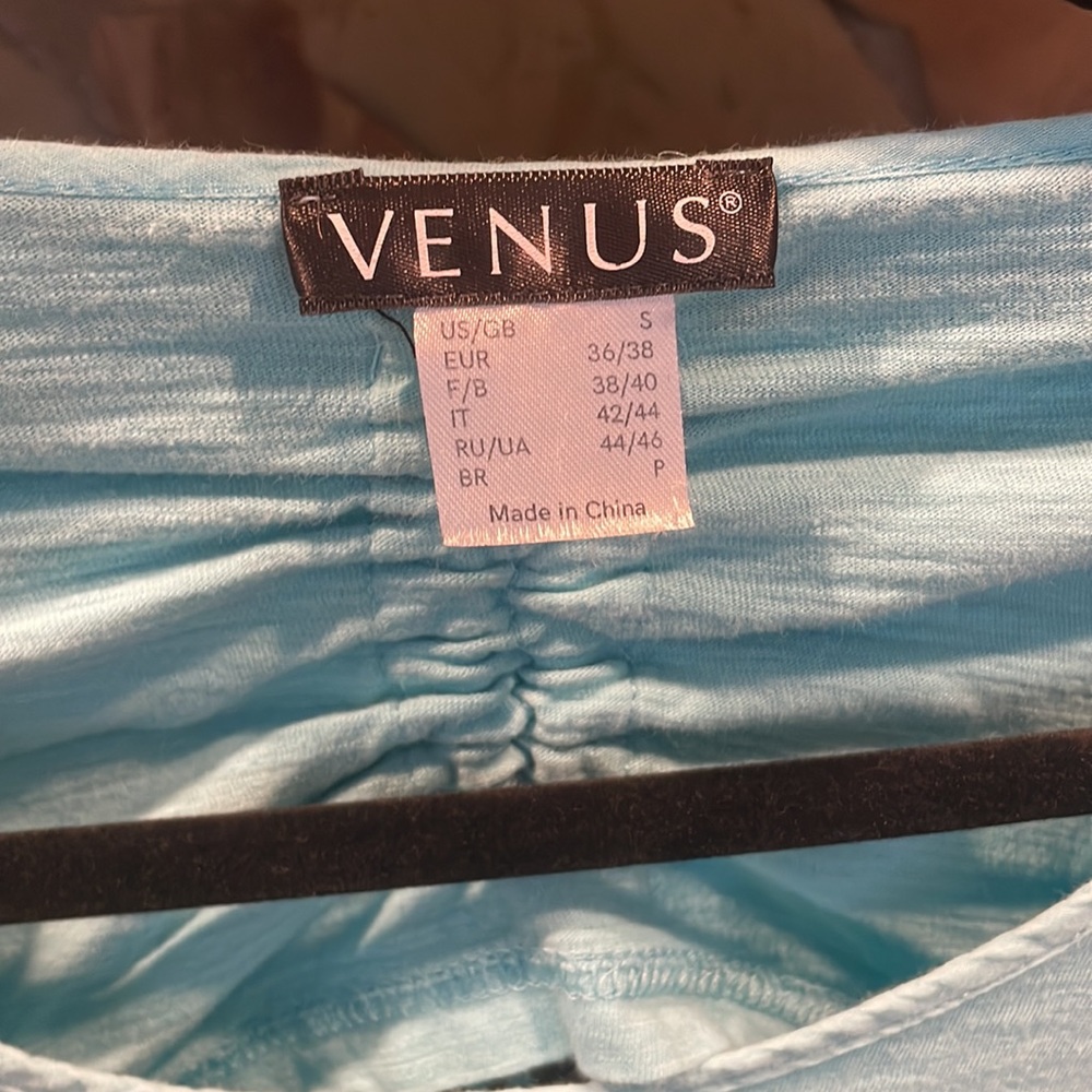 Venus top - Picture 2 of 3